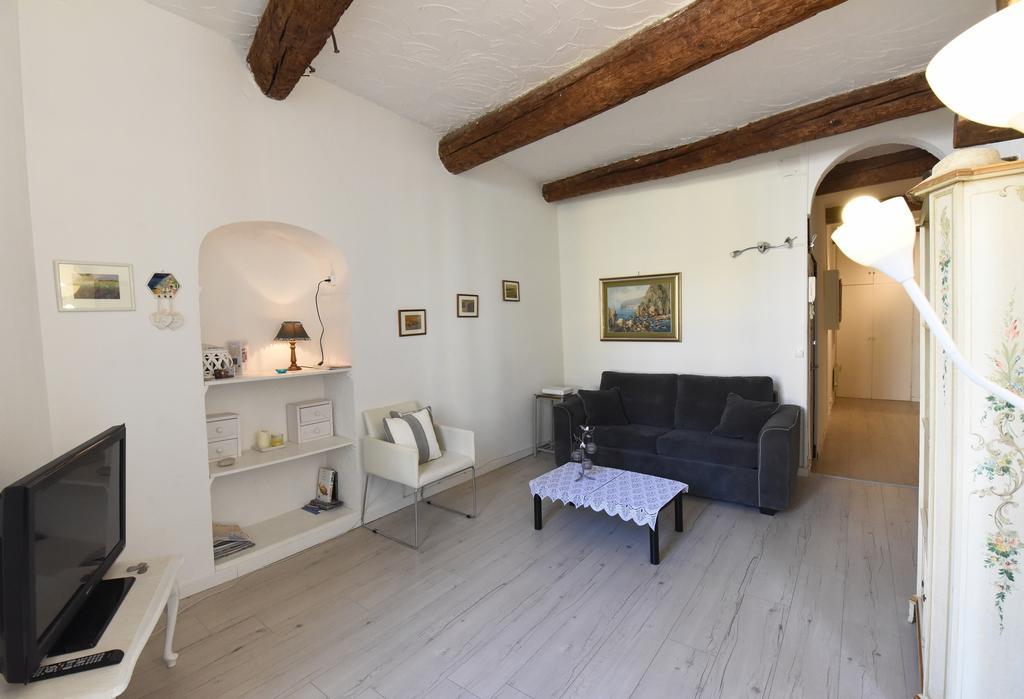 Great Flat In The Old Town Up To 4 Apartment Ница Екстериор снимка